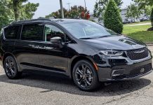 RECALL: 2024 Chrysler Minivan Windshields at Risk of Detachment