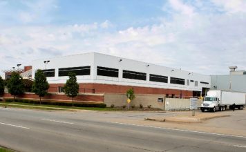 Warren Stamping UAW Members Vote To Strike Over Conditions