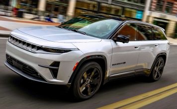 Jeep® Wagoneer S Debuts At Rocket Mortgage Classic