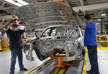 Stellantis Counters UAW’s Strike Threat, Cites Market Challenges