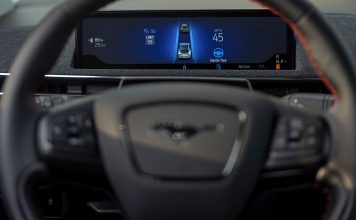 Ford Adds Automatic Lane Change to BlueCruise 1.5