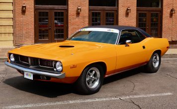 eBay! Auctions McLaren-Inspired ’73 Plymouth Barracuda