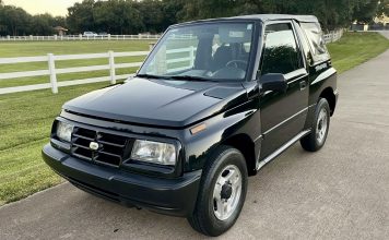 Rare 1998 Chevrolet Tracker Convertible 4×4 with 13k Miles